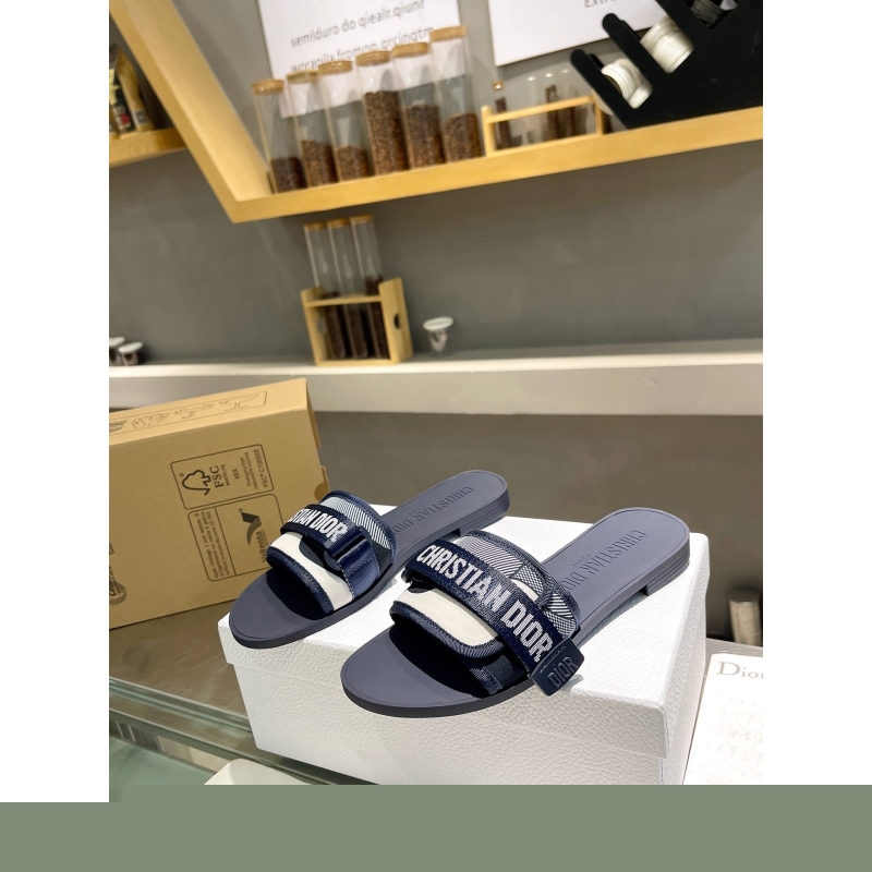 ch**an D*or slippers